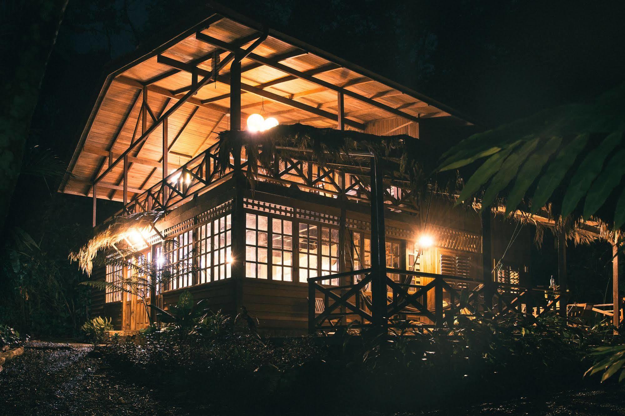 La Kukula Lodge Puerto Viejo de Talamanca Bagian luar foto