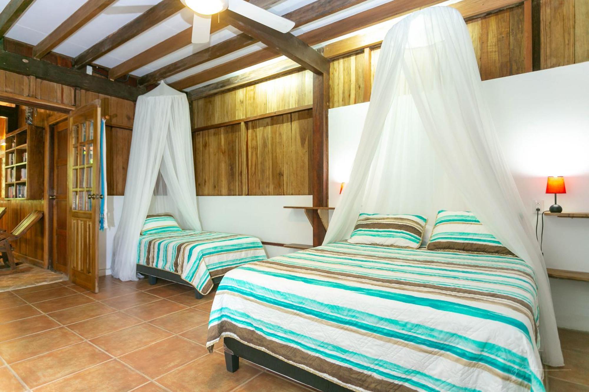 La Kukula Lodge Puerto Viejo de Talamanca Bagian luar foto