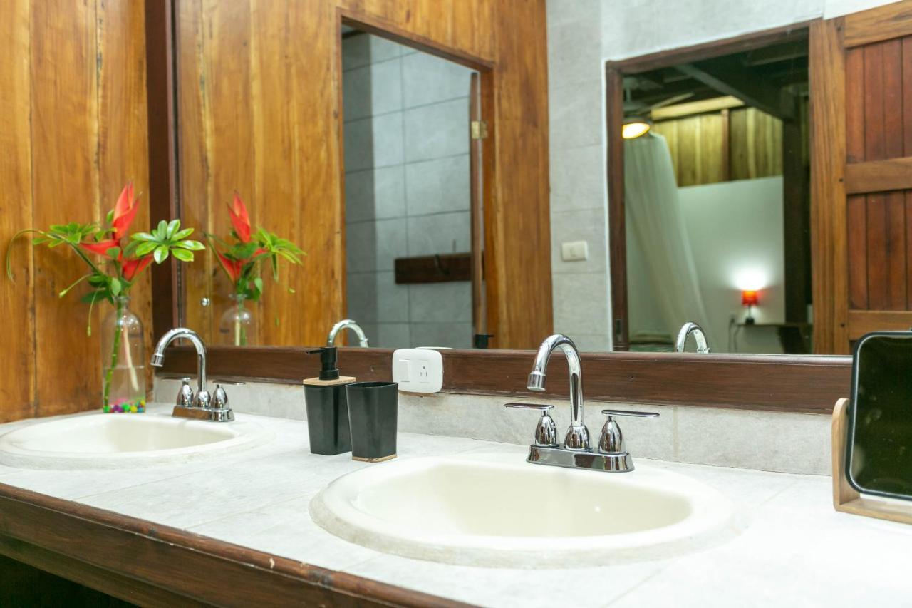 La Kukula Lodge Puerto Viejo de Talamanca Bagian luar foto